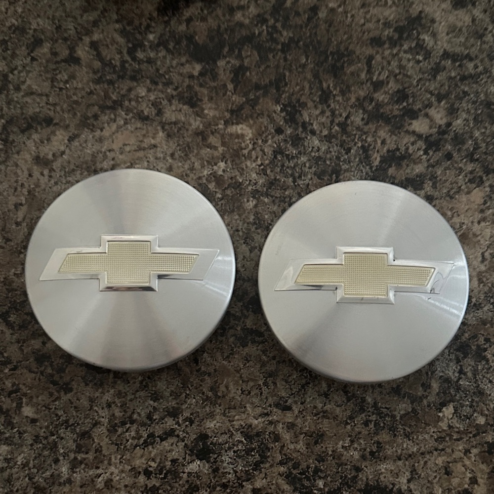 Chevrolet Silver Wheel Center Caps